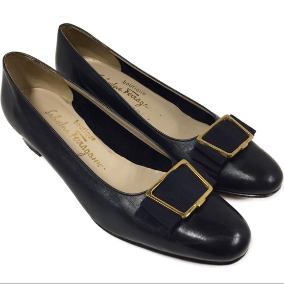 Salvatore Ferragamo Shoes - Vintage Ferragamo Boutique Dark Navy Leather Shoes